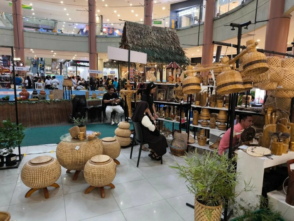 PRODUCTS for export in Western Visayas.  