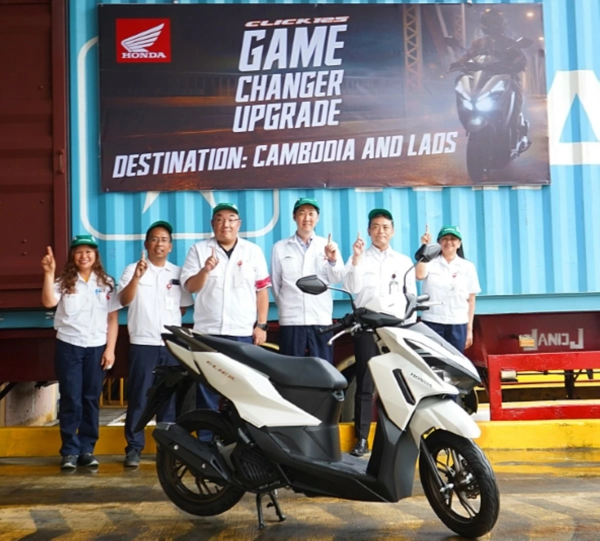 From left: Ms. Riza Quito, Operating Head-Corporate Affairs; IT Operations; Juan Gerry Datario, Operating Head-Administration Operations; Shinsuke Inoue, Operating Head-Purchasing Operations; Takeshi Kobayashi, President; Motomasa Komori, Vice President / Operating Head-Finance Operations; and Ms. Maria Fe Quijano, Operating Head-Finance Operations.
