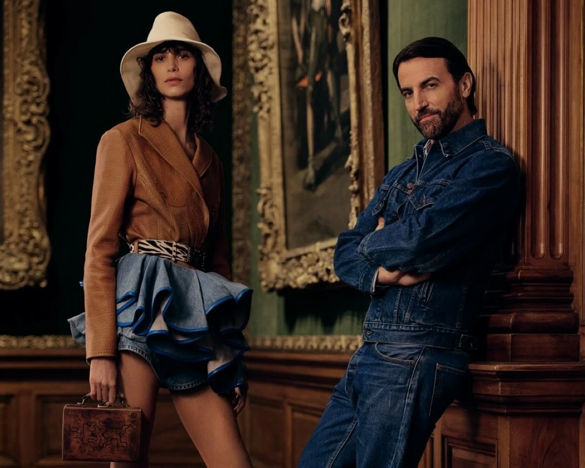 STRIKE A POSE Nicolas Ghesquière with muse Mica Argañaraz at The Frick Collection (Photos: Louis Vuitton)
