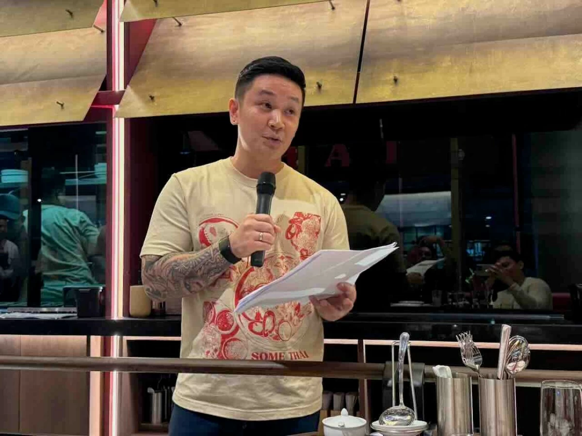THIRD CHAPTER Chef Jorge Mendez welcomes guests during the opening of Some Thai's third branch at Opus Mall in Bridgetowne, Quezon City (Photo: Feliciano Rodriguez III/Manila Bulletin) (Photo: Some Thai)