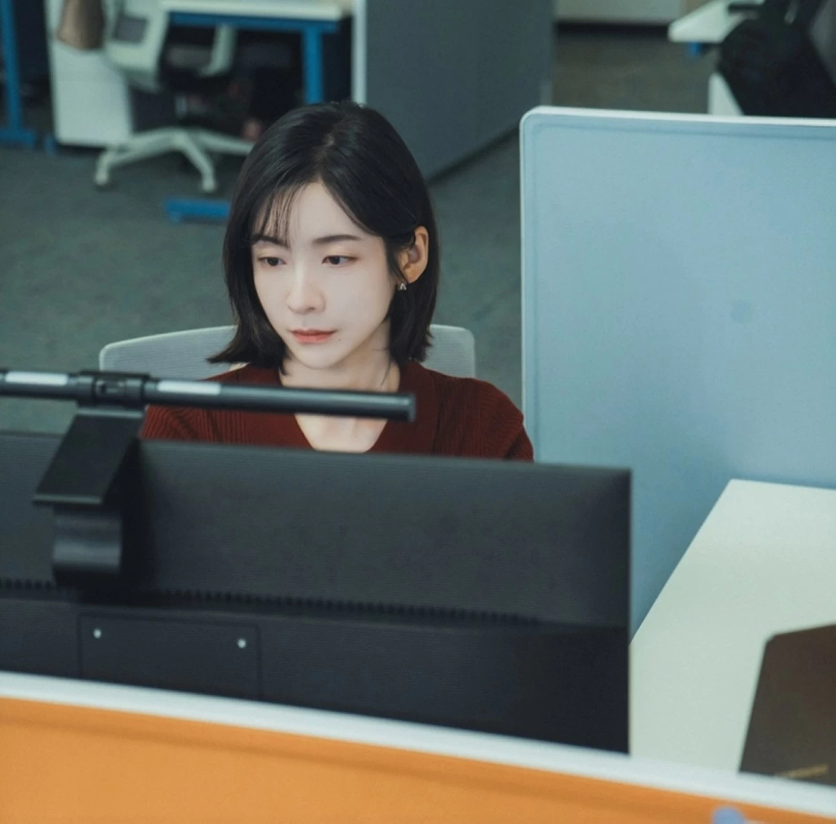 Park Ji-hyun in “See You at Work Tomorrow!” (tvN) 
