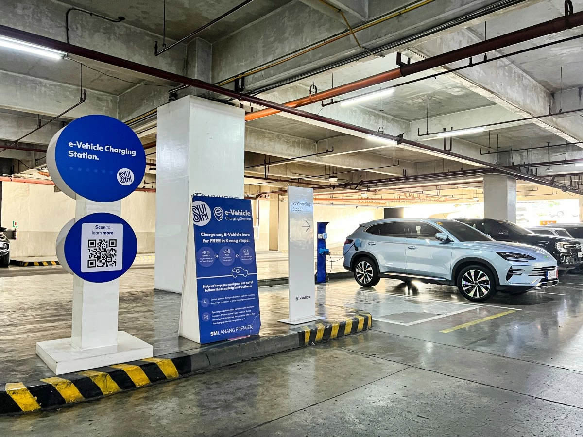 Nationwide network: EV Charging stations across SM’s most-loved Supermalls in Luzon, Visayas and Mindanao offer free top-ups for a maximum of three hours.