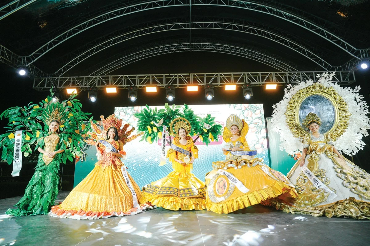 Cebuana beauties dressed in vibrant mango-inspired costume graced the stage as they vied for the coveted title of Cebu Mangoes Festival Queen.