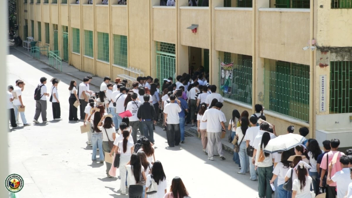 The Pamantasan ng Lungsod ng Muntinlupa College Admission Test in April (Photo from PLMun on Facebook) 