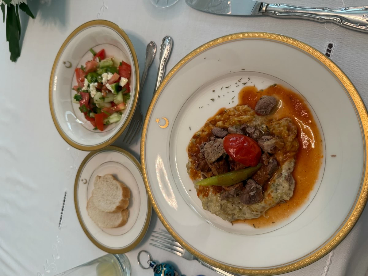 The Sultan’s Delight kebab was a crowd favorite at the lunch hosted by Turkish Ambassador Niyazi Evren Akyol.
