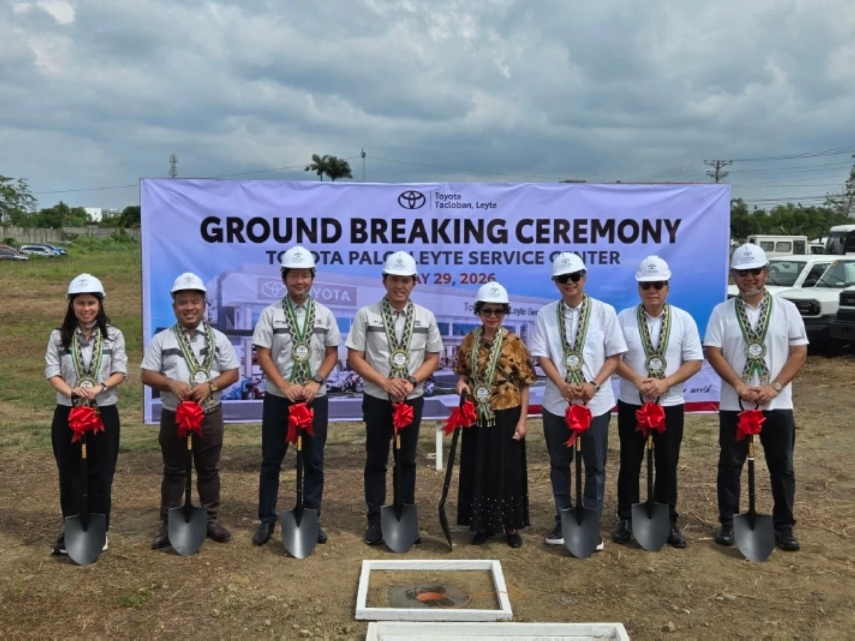 From left: TMP First Vice President for Vehicle Sales, Elijah Sue Marcial; TMP First Vice President for Customer First Value Chain, Mike Masamayor; TMP Senior Vice President for Marketing, Ryo Yokoyama; TMP Senior Vice President for Marketing, Sherwin Chua-Lim; Mayor of Palo, Leyte Hon. Remedios “Matin” Loreto Petilla; Toyota Tacloban, Leyte, Inc. President, Jimmy T. Yaokasin; Toyota Tacloban Leyte, Inc. Executive Vice President, Henry Gosyco; and Toyota Bataan, Inc. President, Boldman Yulangco.