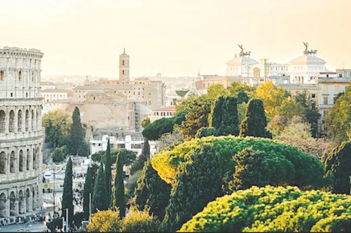 The Colosseum and the 'Altare della Patria', Rome (Photo: Embassy of Italy in Manila)