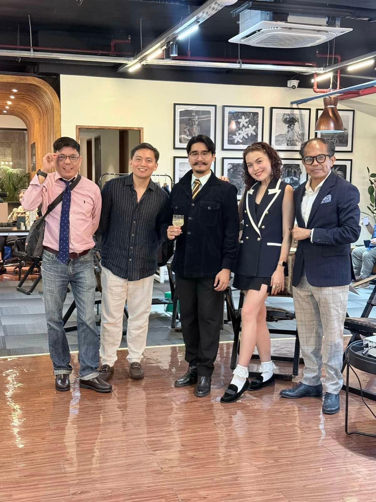 AN EVENING OF STYLE
The author, second from left, joins Monchito Nocom; Angelo Dionora, Tiño Group director of PR and brand communication; Carolyn Hamilton, Manila Bulletin editor-at-large for Embassies and Foreign Affairs; and Martin Macalintal, cultural attaché of the Embassy of France in Manila, during 'The World of St. James' event. (Photo: Carolyn Hamilton/Manila Bulletin)