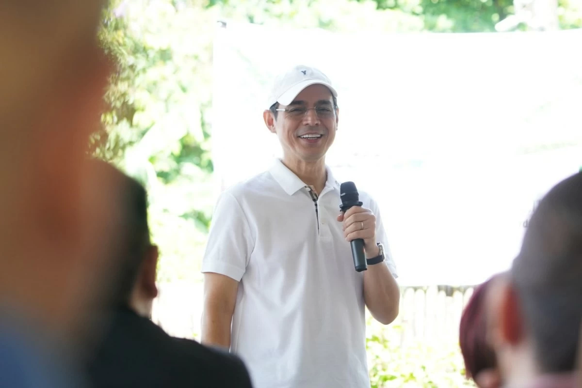 Mayor Francisco “Isko Moreno” Domagoso delivers his message during the relaunch of the Luneta Urban Garden in Rizal Park on Thursday, June 4. (Photo from Manila PIO)
