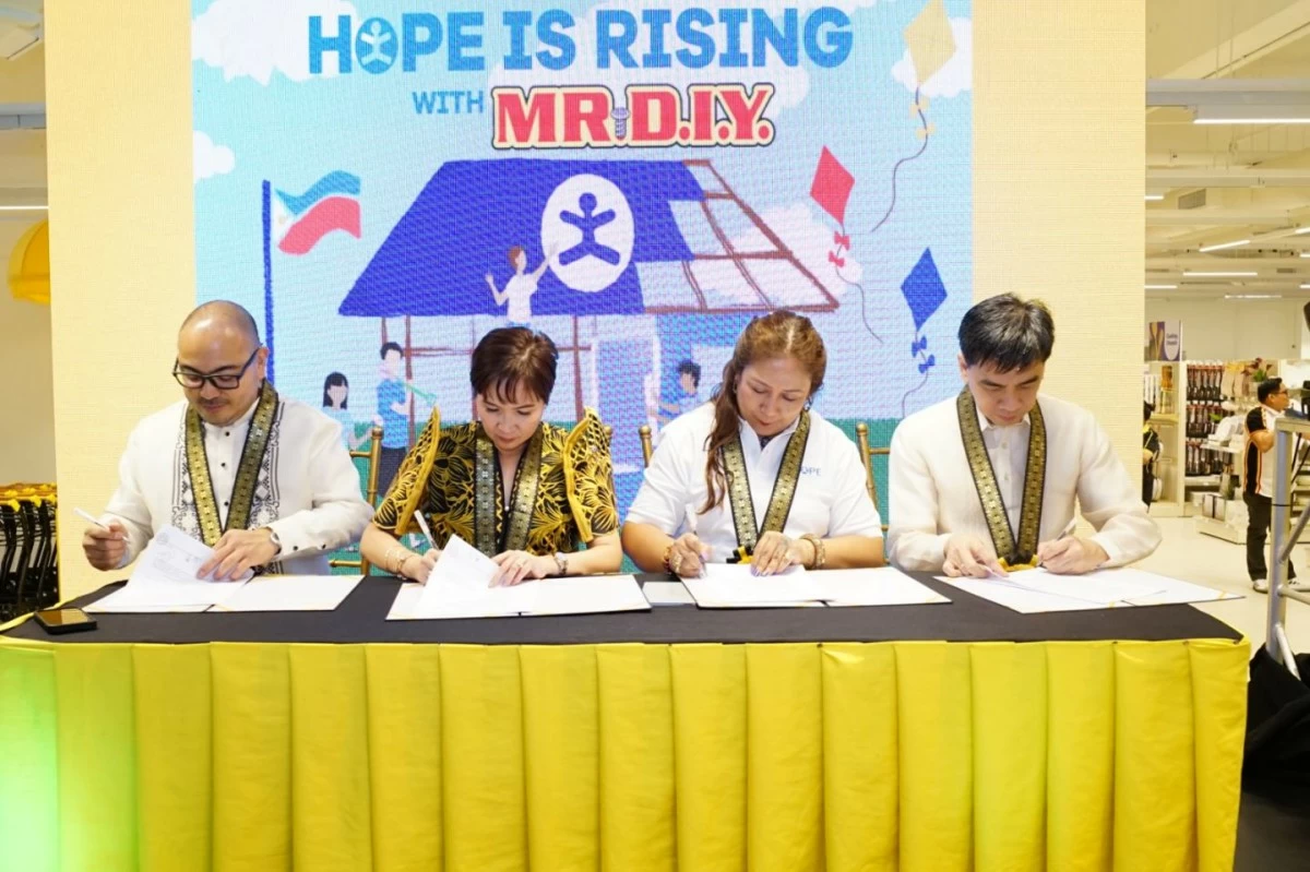A ceremonial signing with HOPE marks the launch of the Adopt-A-School Project, an initiative aimed at helping improve learning environments for Filipino students. (Photo: Mr. DIY Philippines)