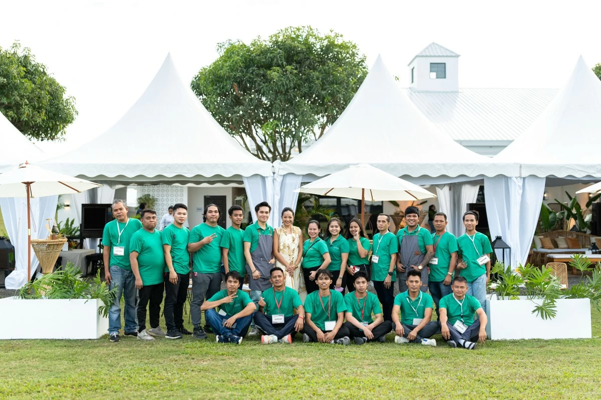 Pat with her team