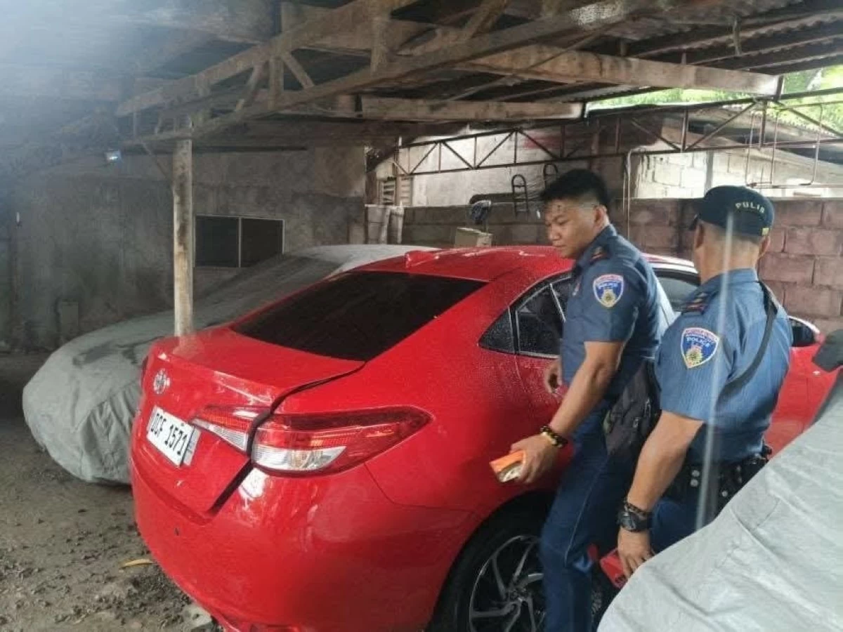 Personnel of the Eastern Police District seize several suspected carnapped vehicles, along with helmets and balaclavas linked to alleged members of a carnapping group. (Photos from EPD)