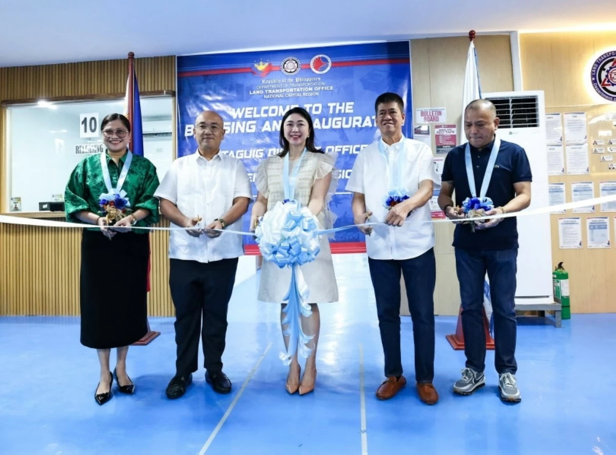 Taguig Mayor Lani Cayetano graces the opening of the LTO Taguig District Office and Licensing Extension Office in the city on June 8. (Photo from Mayor Cayetano's Facebook account)