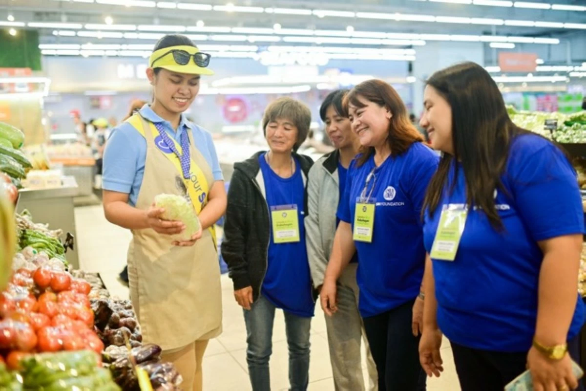 Through the SM Foundation Kabalikat sa Kabuhayan (KSK) Program, farmers gain access to sustainable market opportunities through initiatives such as the SM Weekend Market and SM Bagsakan, helping them directly connect with consumers and build stronger livelihoods over time.