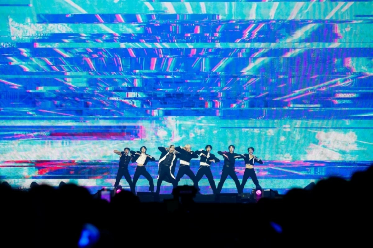 AMPERS&ONE (2026 Weverse Con Festival)