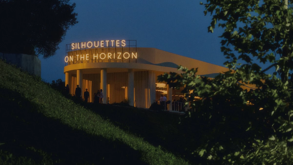 “Silhouettes on the Horizon” was held in a butter-yellow pavilion overlooking the Hotel Bel-Air. 