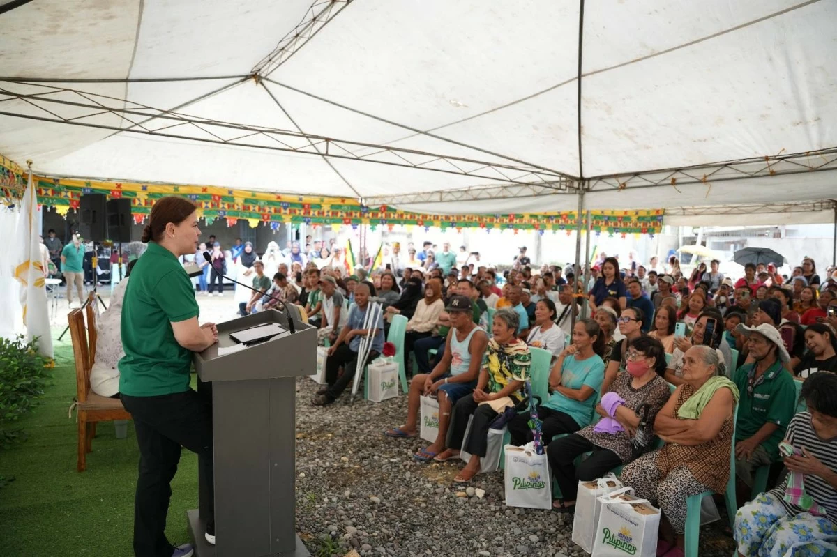Vice President Sara Duterte led the distribution of Relief for Indigents and Individuals in Crises and Emergencies (RIICE) assistance to senior citizens, persons with disabilities (PWDs), solo parents, and fisherfolk in Cotabato City on June 10, 2026. (OVP photo) 
