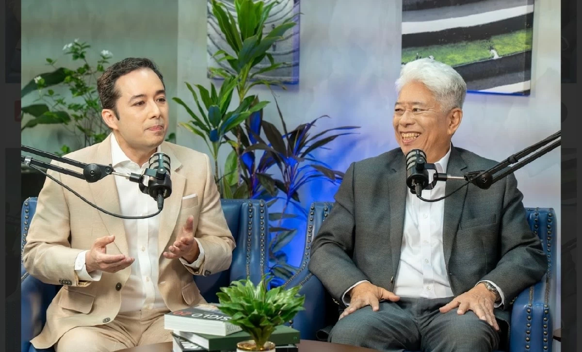 Fatherly pride exemplified! Charlie Rufino beams, as Raymond expounds on a point. 