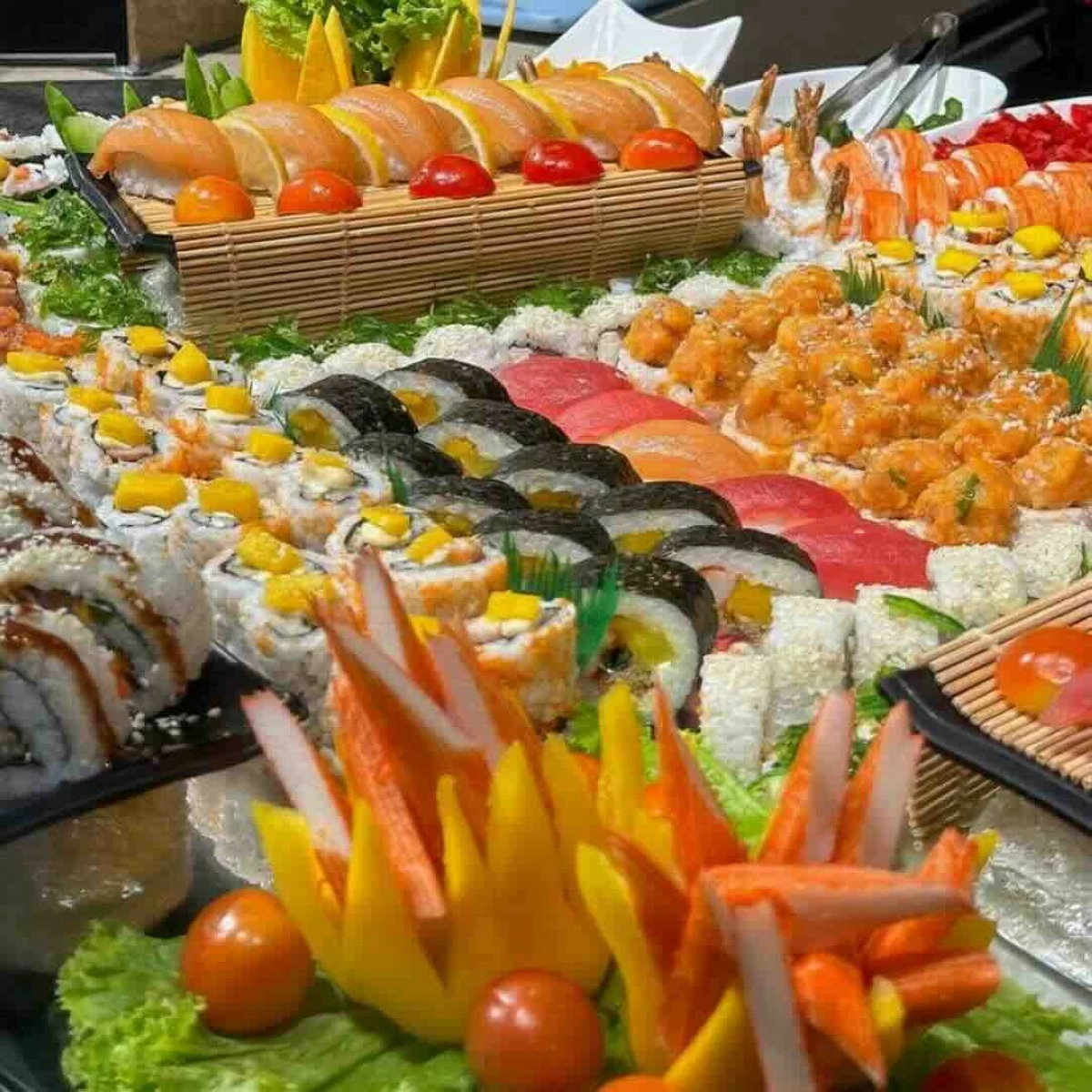 Fresh and vibrant Japanese cuisine at Cafe Ilang-Ilang (Photo: Manila Hotel)