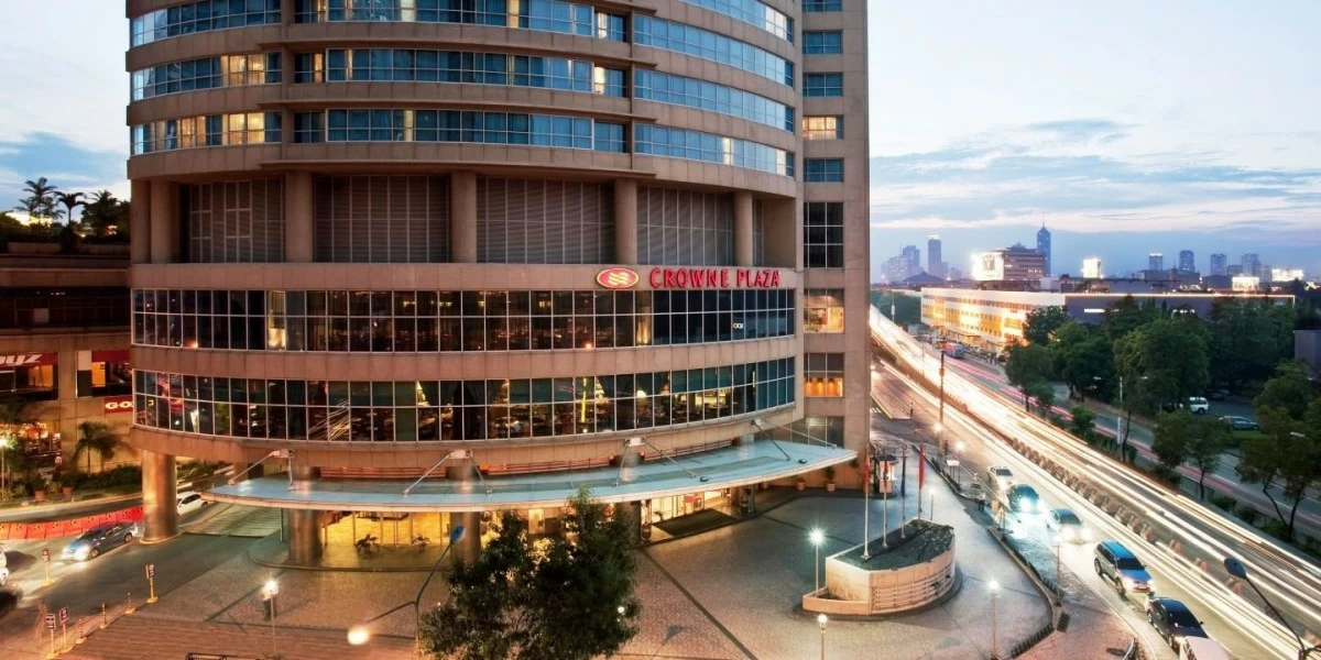 Crowne Plaza Manila Galleria