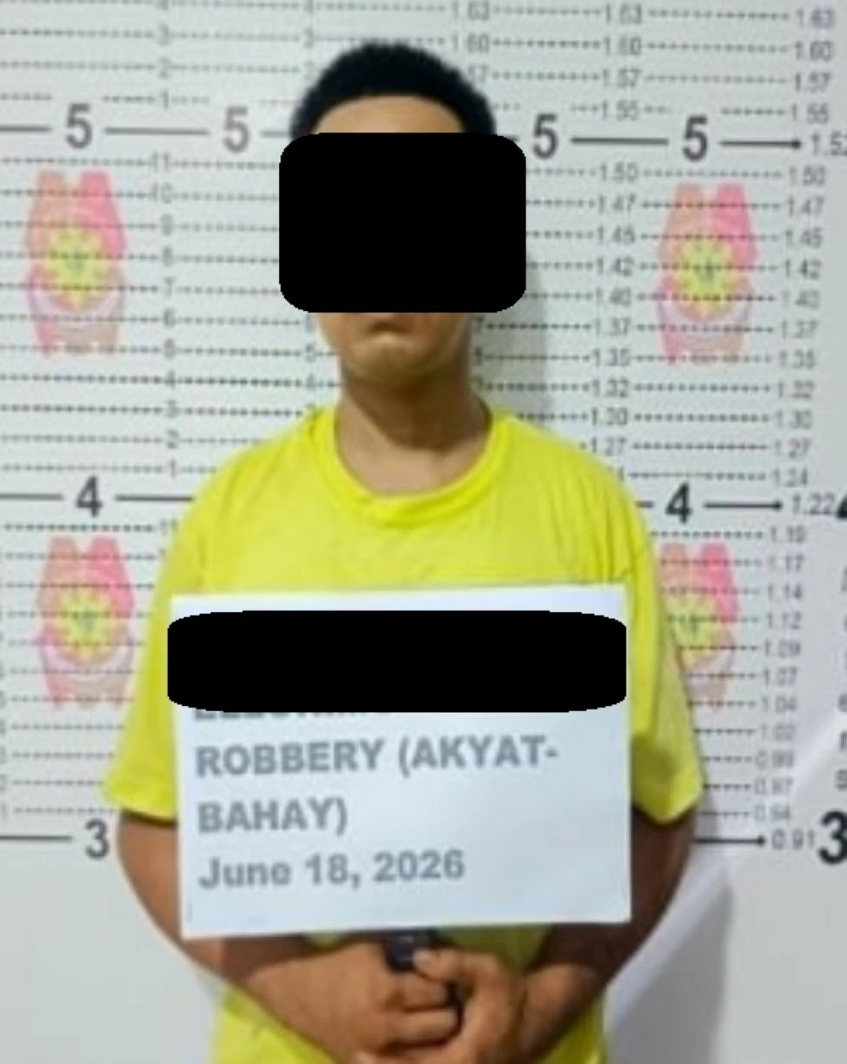 Quezon City Police District (QCPD) operatives present the recovered P193,000 in cash and assorted jewelry and foreign currencies worth about P573,000 following a follow-up operation that led to the arrest of an ex-convict suspect in an akyat-bahay incident in Barangay Tandang Sora, Quezon City. (Photo courtesy of QCPD)