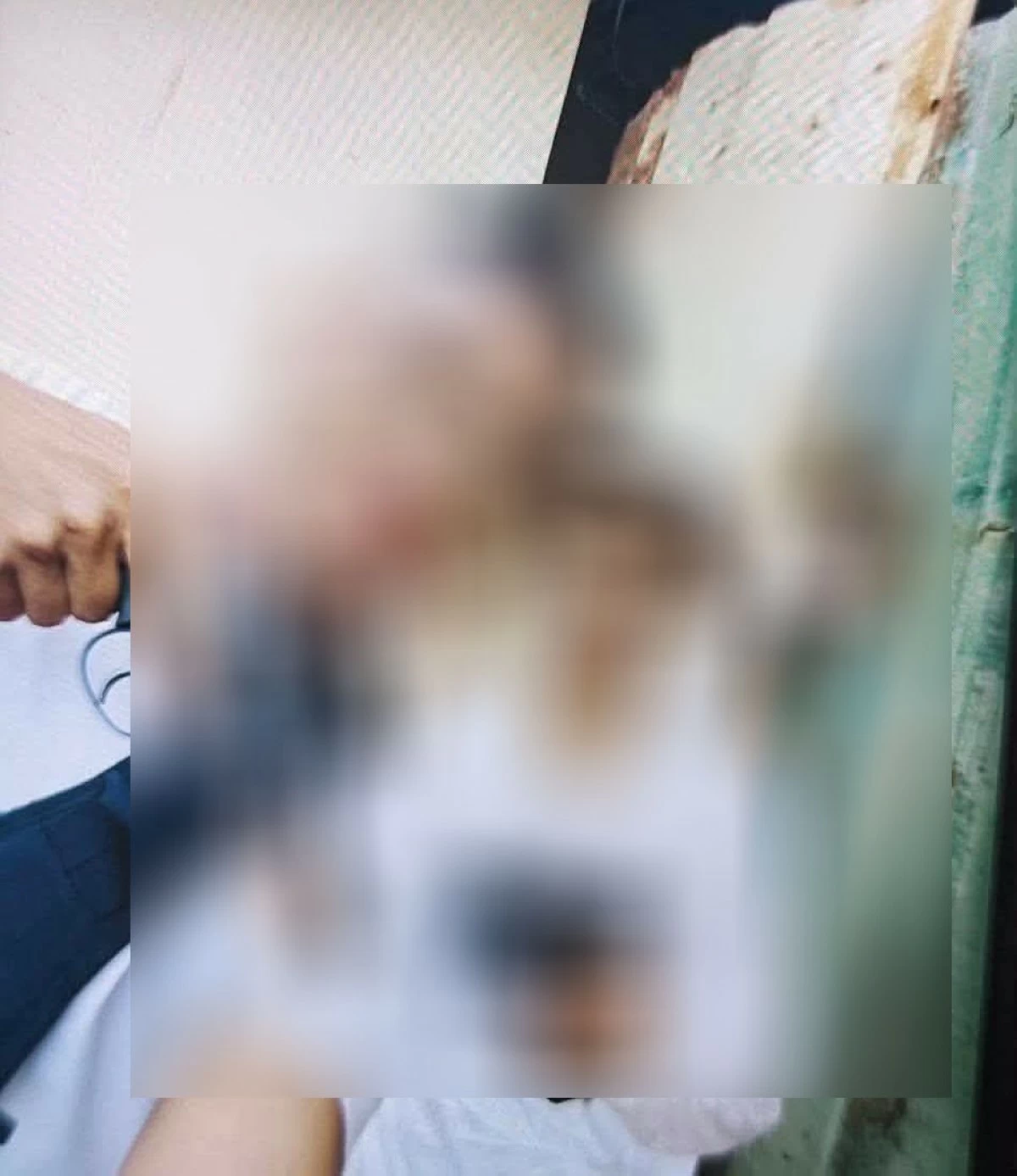 THE two suspects posing with their guns before the shooting. (Photo via Marie Marticio)
