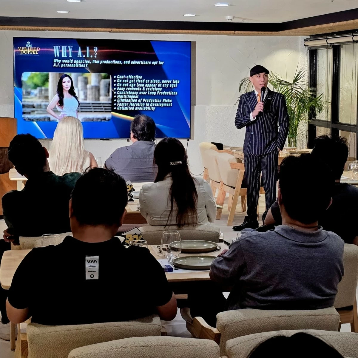 Direk Nigel de Mesa demonstrates to the press the Ai clone of yours truly Giselle Sanchez 