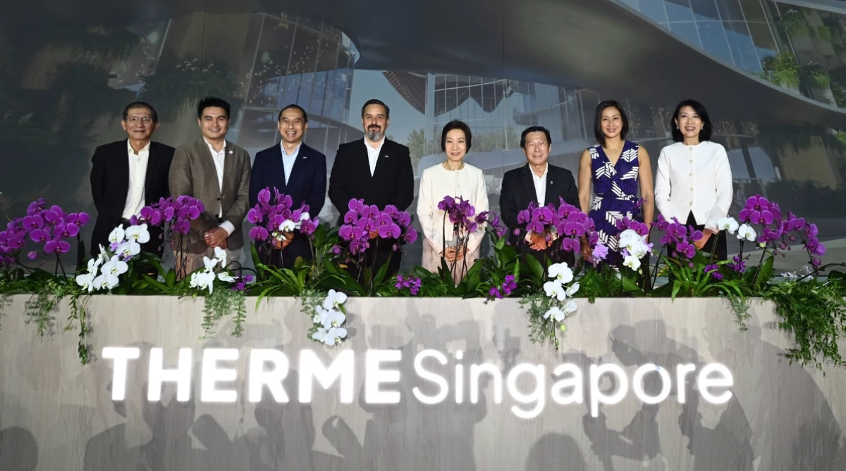 Lim Chong Lai, managing Director of Kajima Overseas Asia Singapore; Marcus Dass, senior vice president, and head of Global Enterprises at the Singapore Economic Development Board; Tan Boon Khai, chief executive officer of Therme Singapore; Robert Hanea, founder and chief executive officer of Therme Group; Grace Fu; minister for Sustainability and the Environment and minister-in-charge of Trade Relations; Mah Bow Tan, chairman of Therme Group Asia and Therme Singapore, Jean Ng, assistant chief executive, Singapore Tourism Board; and Angelene Chan, executive chairman of DP Architects (Photo: Therme Singapore)