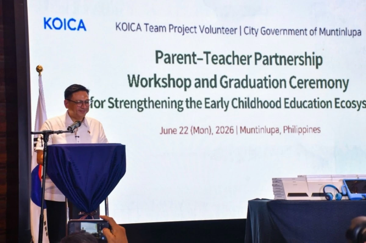 Muntinlupa Mayor Ruffy Biazon at the closing ceremony of the Parent-Teacher Partnership Workshop (Photo from Mayor Biazon’s Facebook account) 

