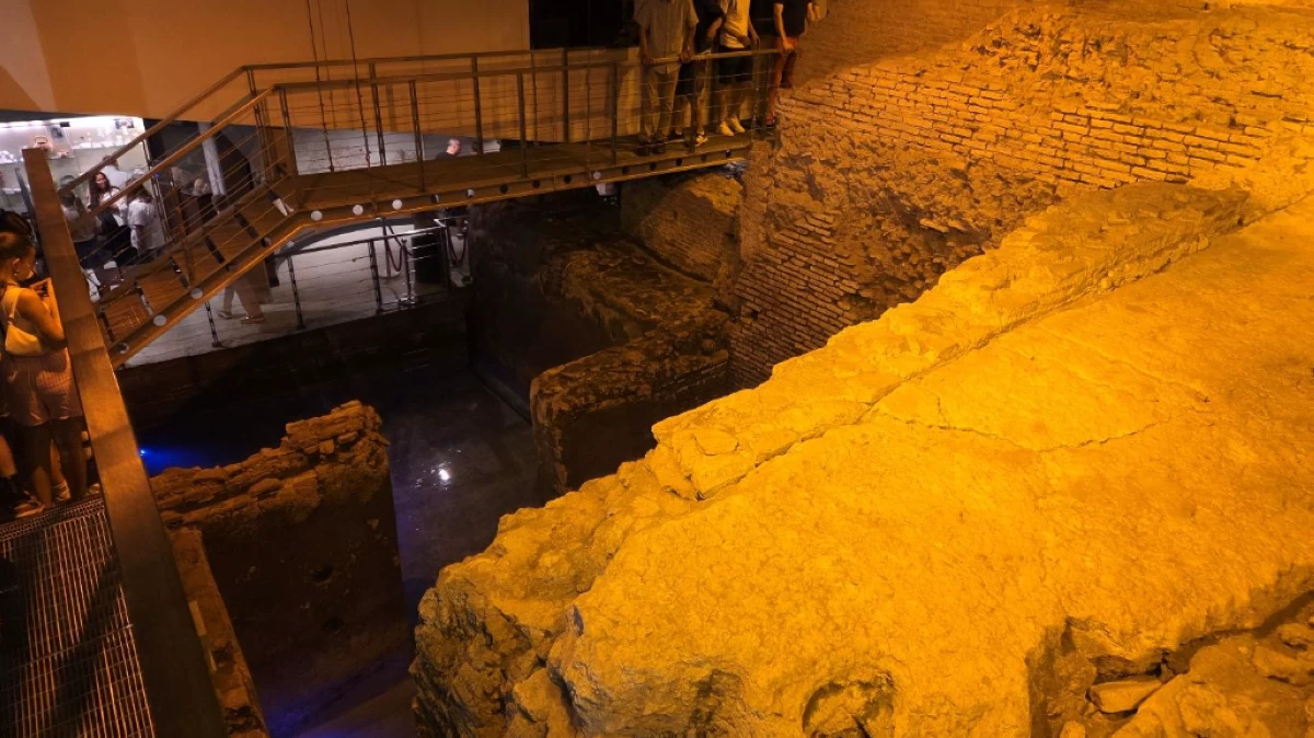 Underneath the Trevi fountain are the remnants of the Aqua Virgo.
