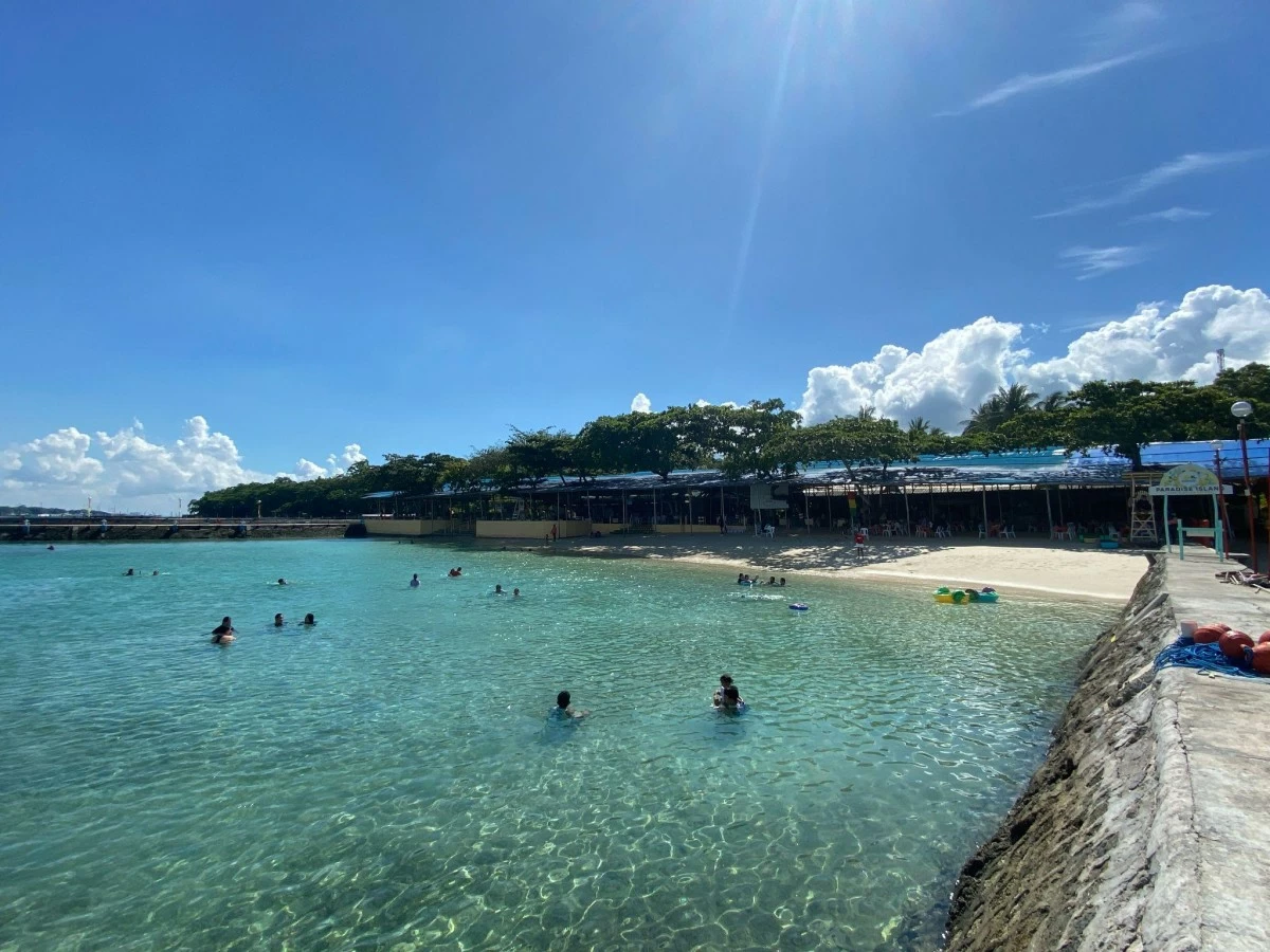 Paradise Island Park and Beach Resort. “A lot of our services rely very much on power,” said resort owner Julian Rodriguez, having in mind Paradise’s iconic beachfront restaurant (pictured) and in-house aviary.