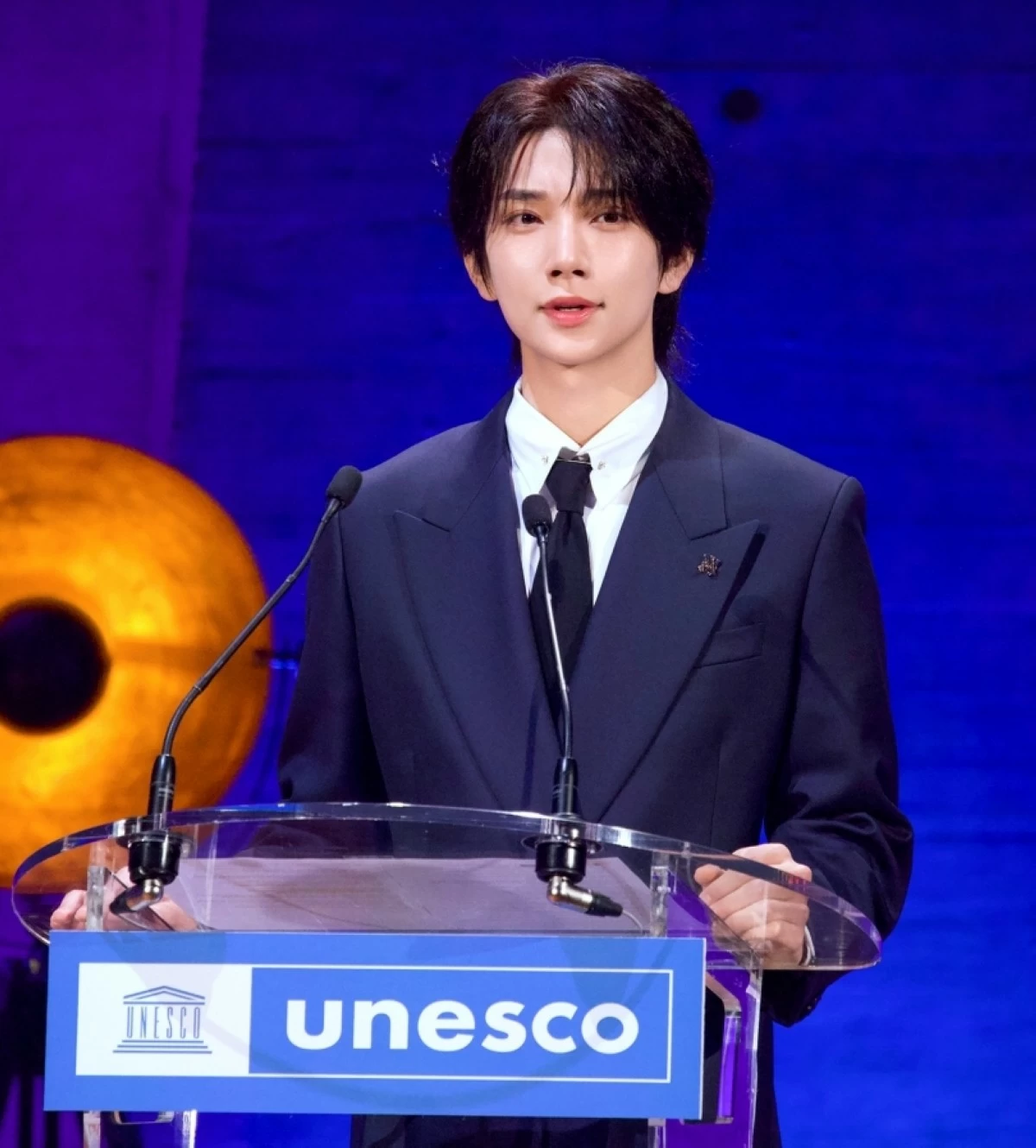 Seventeen's Joshua speaking at the Seventeen X UNESCO event in Paris (Pledis Entertainment) 