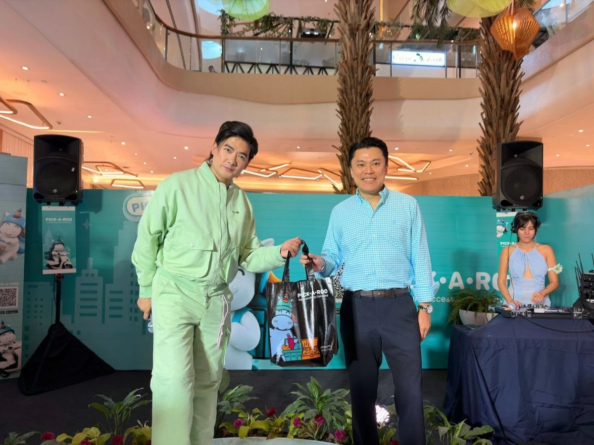 Host Tim Yap and Alliance Global CEO Andrew Tan lead Pick.A.Roo’s platform expansion celebration. 