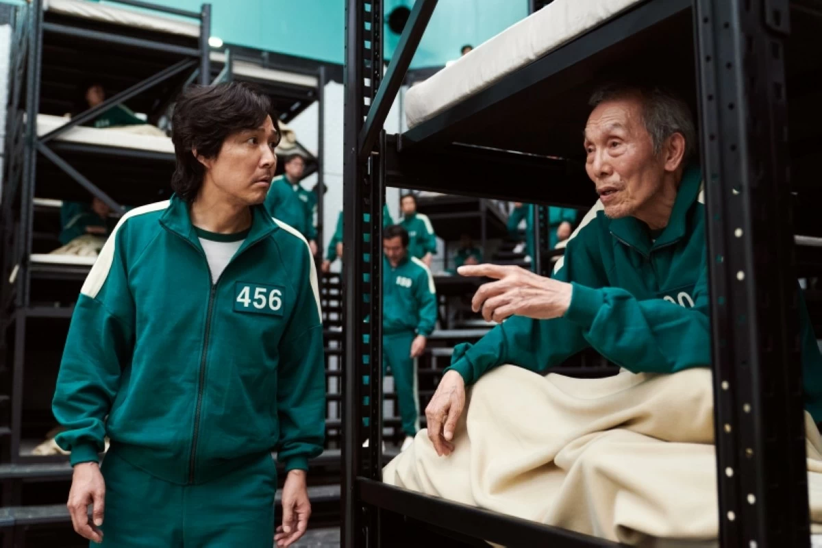 “Squid Game” stars O Yeong-su (right) and Lee Jung-jae (Netflix) 