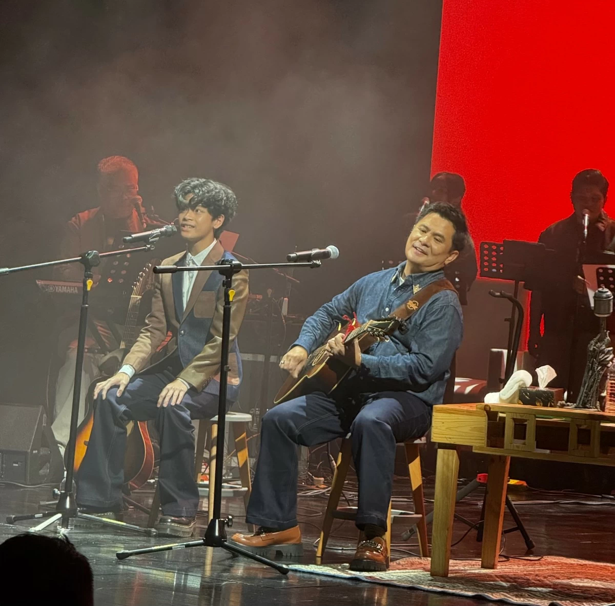 Ogie Alcasid at his Daddyokie concert at the Proscenium Theater, with son Nate.