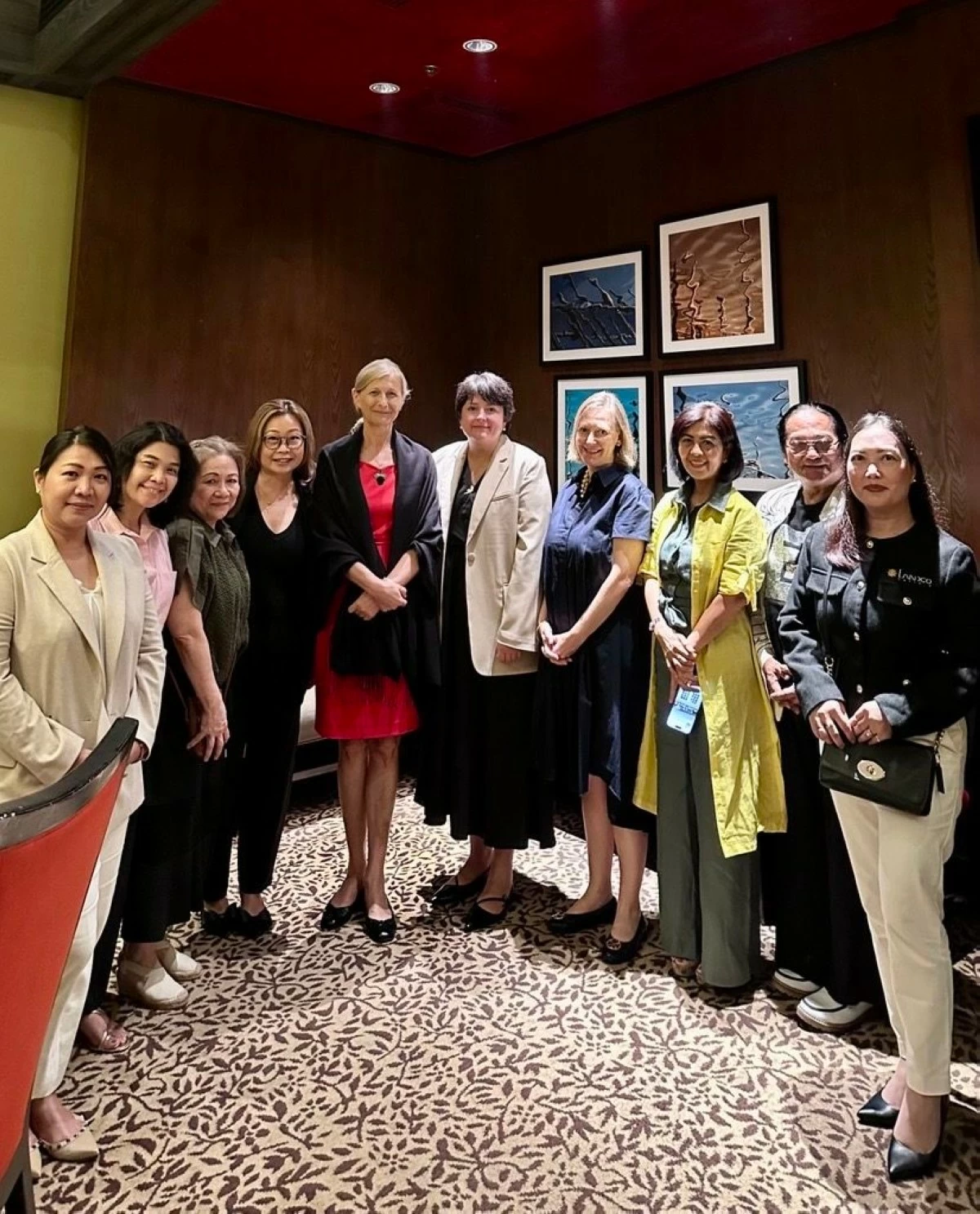 Landco with BPW and members of the diplomatic community (Photo: LLV)