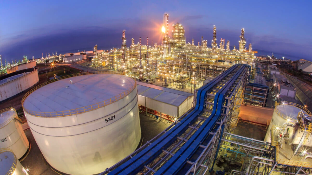 In a volatile net-importing market, local independent fuel players like Topline are focusing on long-term survival over rapid expansion. By channeling a ₱1.26 billion capital boost into bulk importation and robust depot infrastructure, executives aim to secure the supply chain and protect operations from unpredictable global economic shocks.