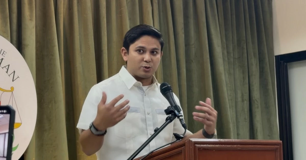 ASSISTANT OMBUDSMAN CLAVANO (JEL SANTOS/MB PHOTO)