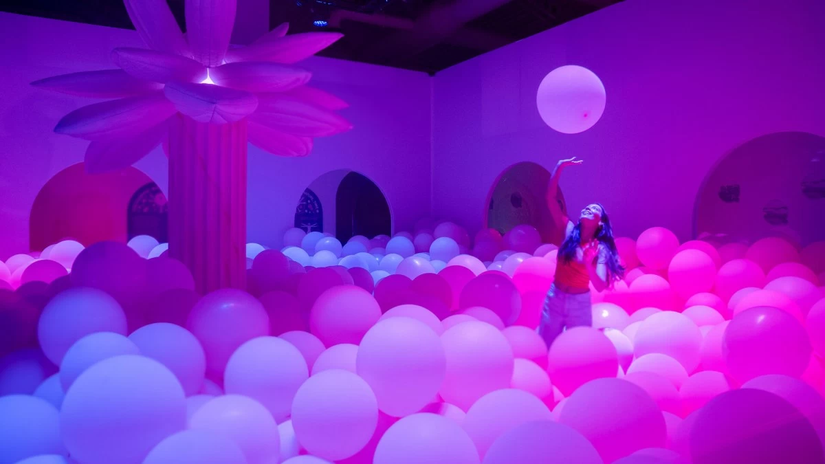 MULTISENSORY WONDER Immerse yourself in a transformative experience at Bubble Planet HK. (Photo Exhibition Hub Bank Images)
