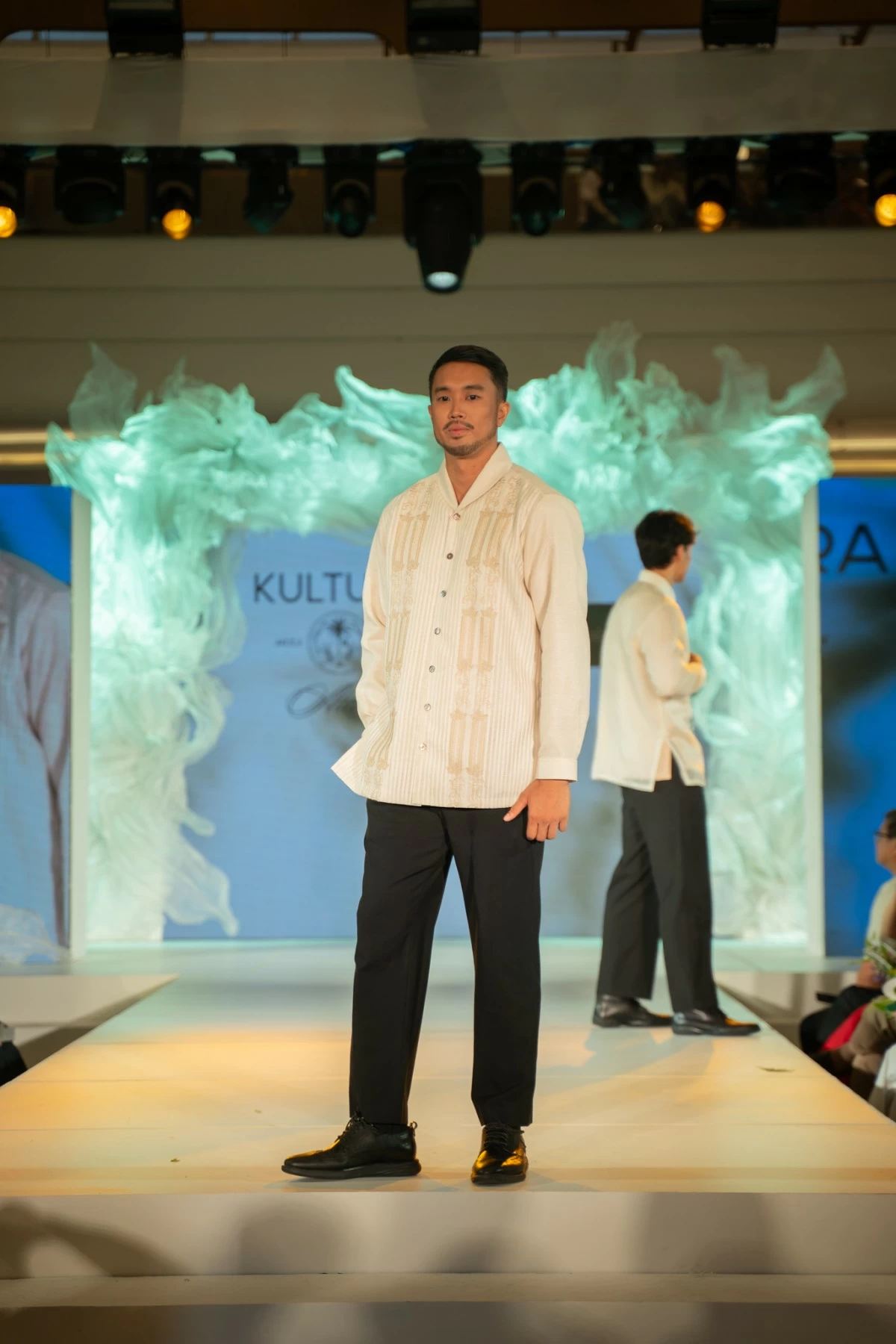 Ryan Arambulo in En Barong Filipino