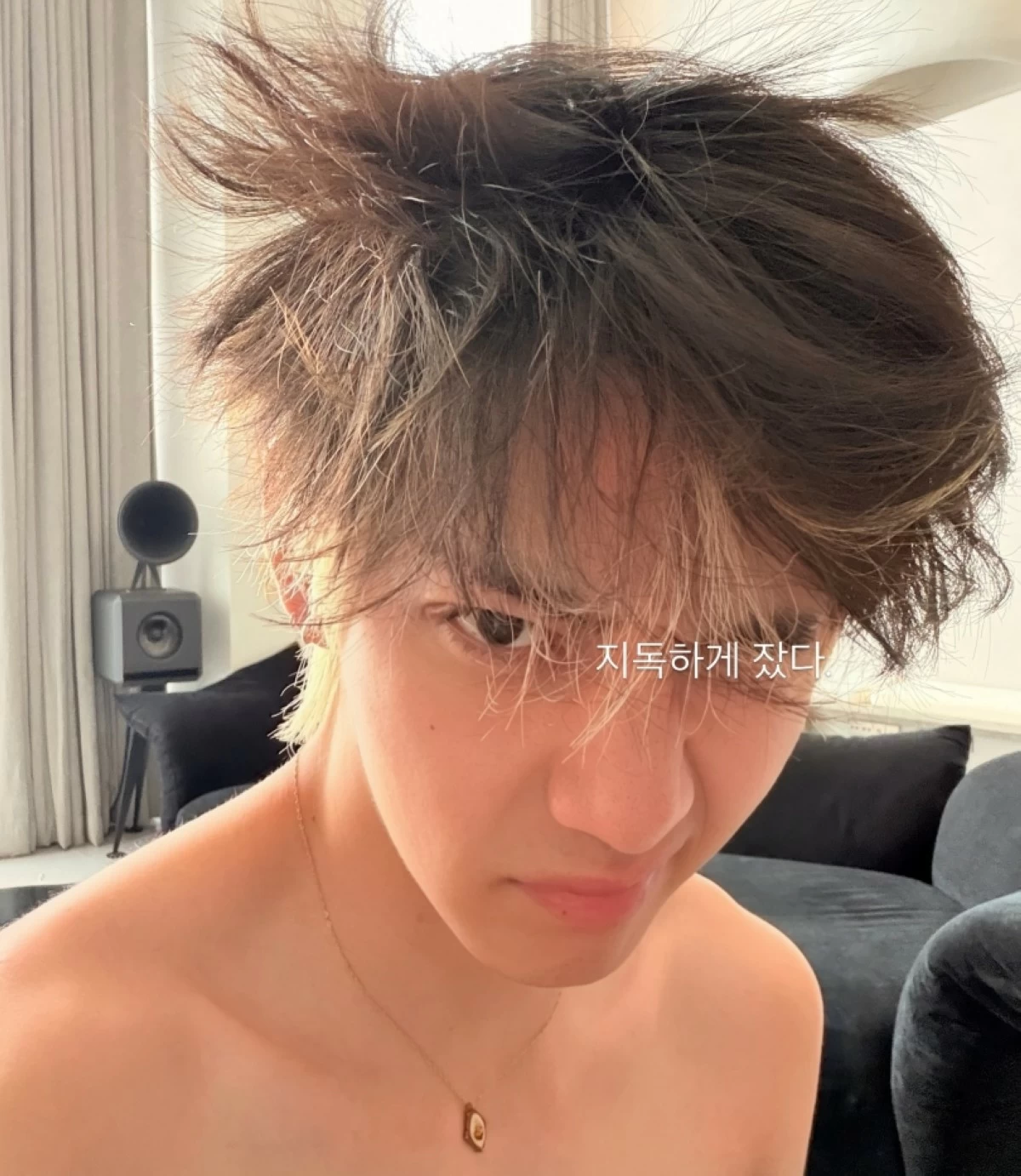 BTS V (Instagram) 