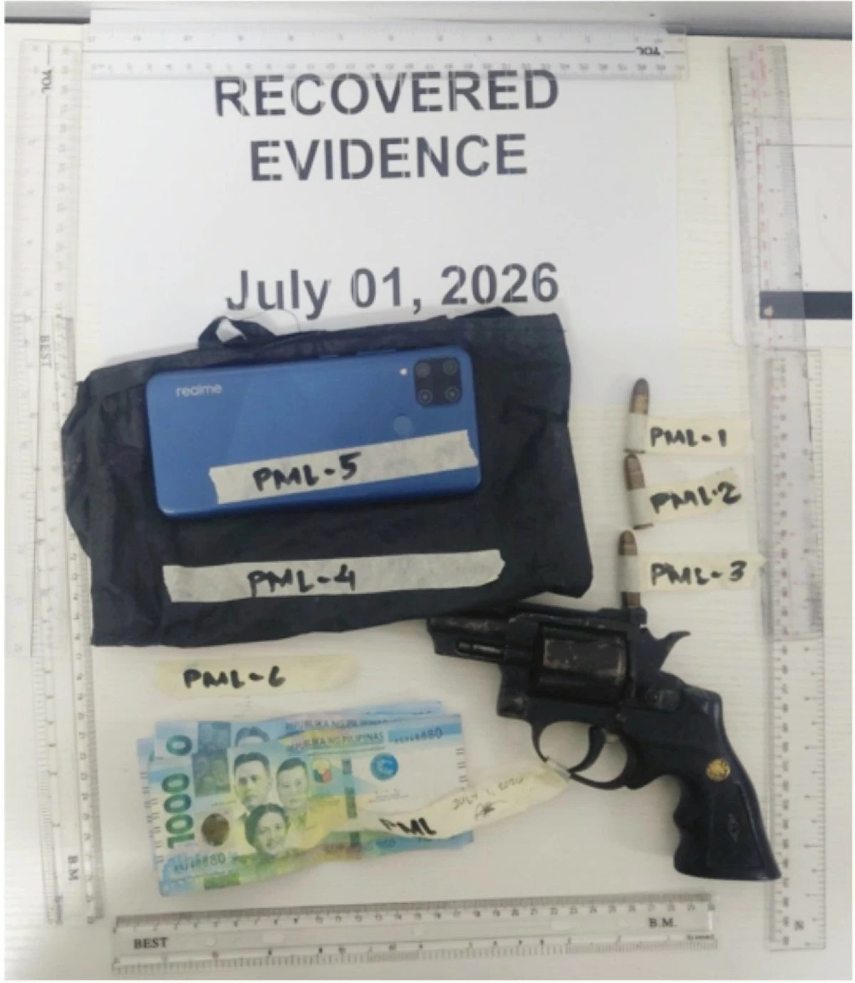 The confiscated firearm and ammunition in Taguig (Photo from SPD) 