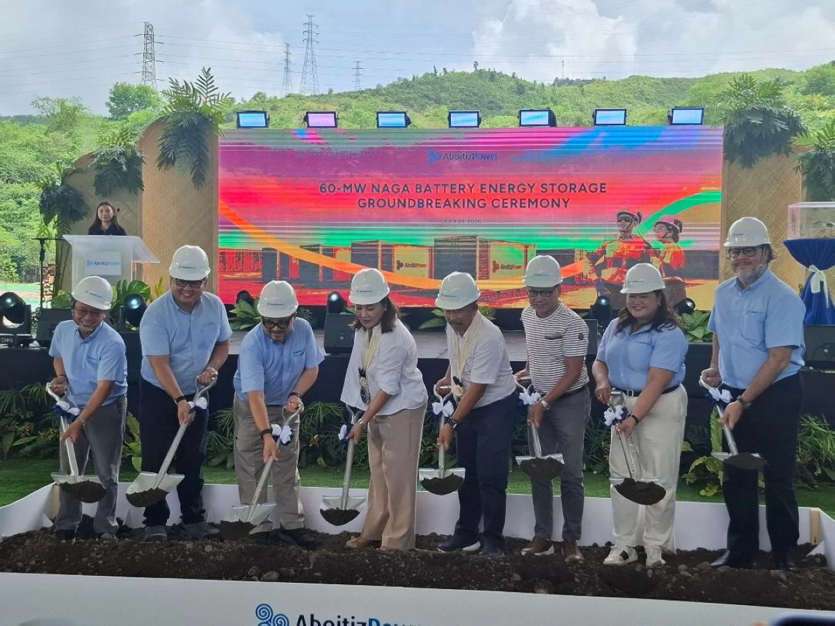 
OFFICIALS of AboitizPower along with Cebu Gov. Pamela Baricuatro, Energy Undersecretary Mario Marasigan, and Naga City, Cebu Mayor Valdemar Chiong lead the groundbreaking ceremony of a battery energy storage system project in Naga City. (Calvin D. Cordova) 
