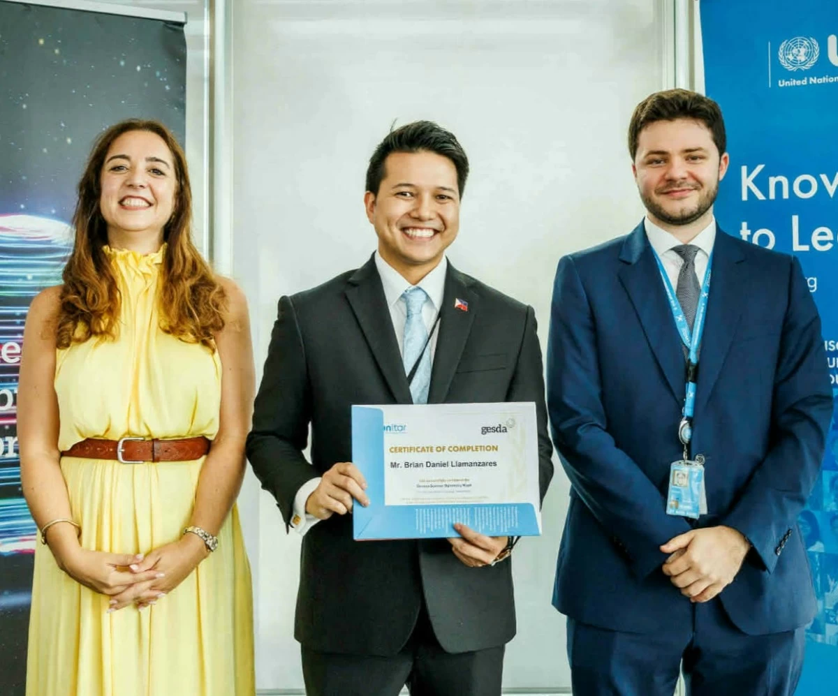 FPJ Panday Bayanihan Party-list Rep. Brian Poe (center) receives his Geneva Science Diplomacy Program certificate (Contributed photo)