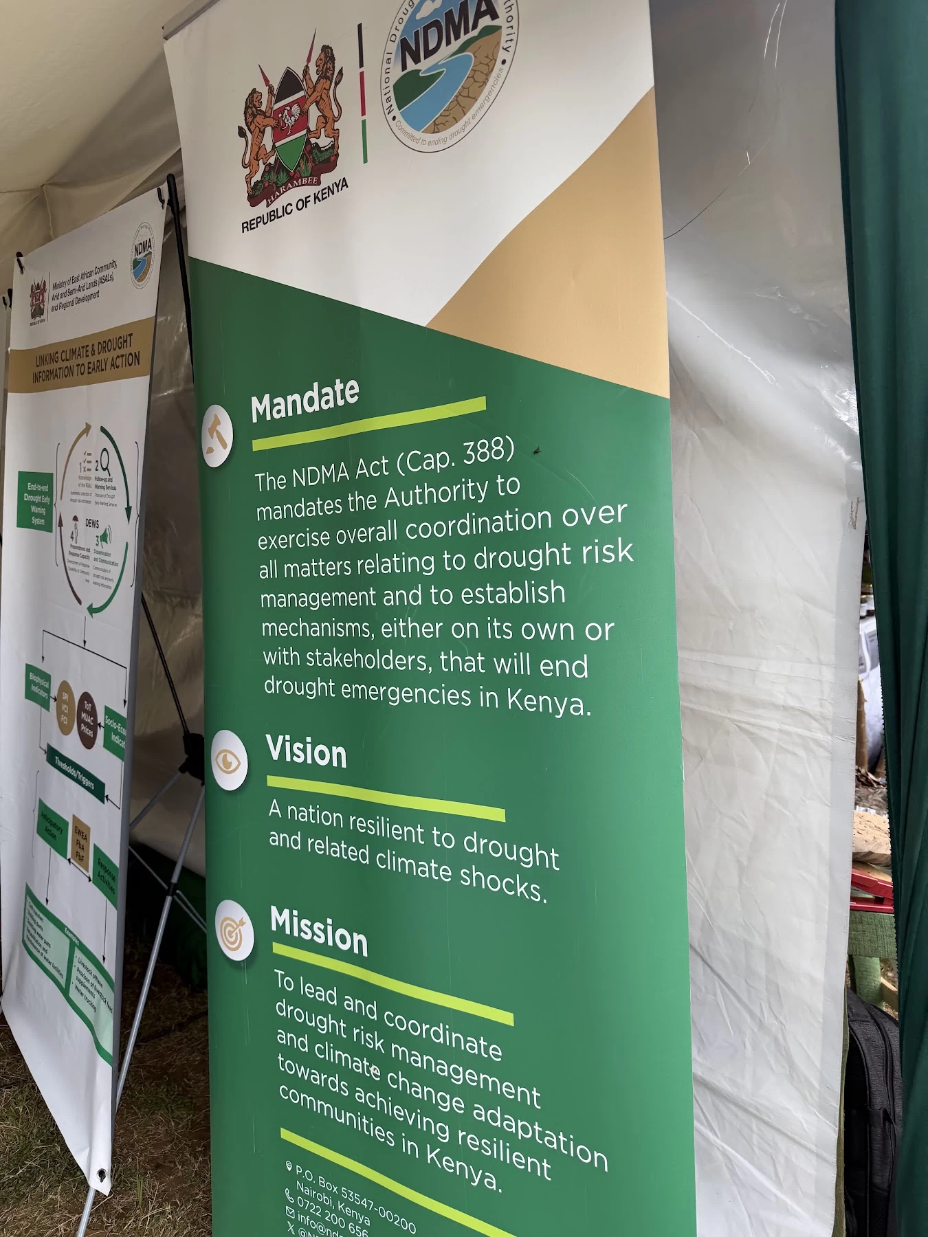 Officials demonstrate Kenya’s drought management strategies. 