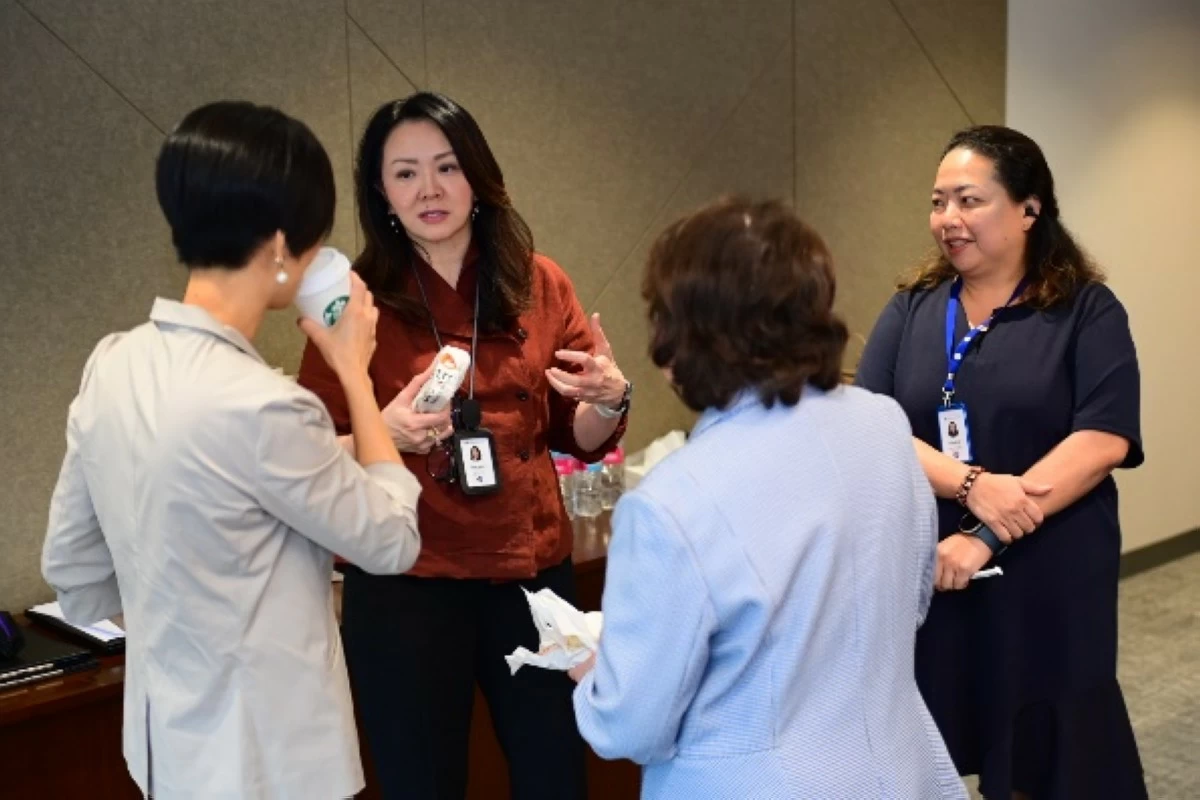 Debbie Sy is joined by Lingling Lansang, EVP for Education, Angel Qi and Linda Atayde.