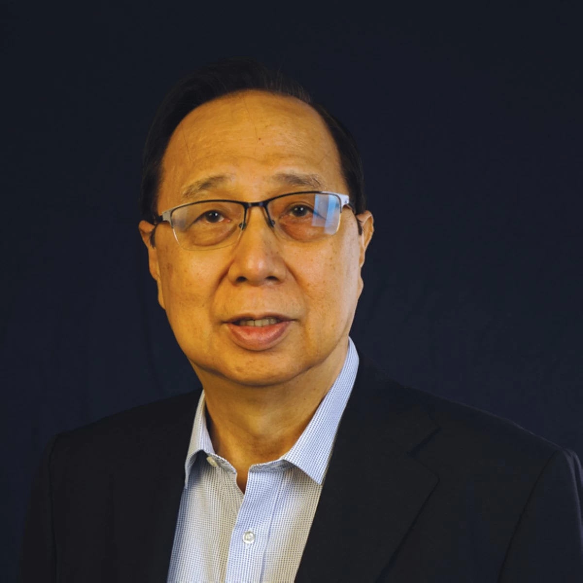 Independent Director Calixto Chikiamco