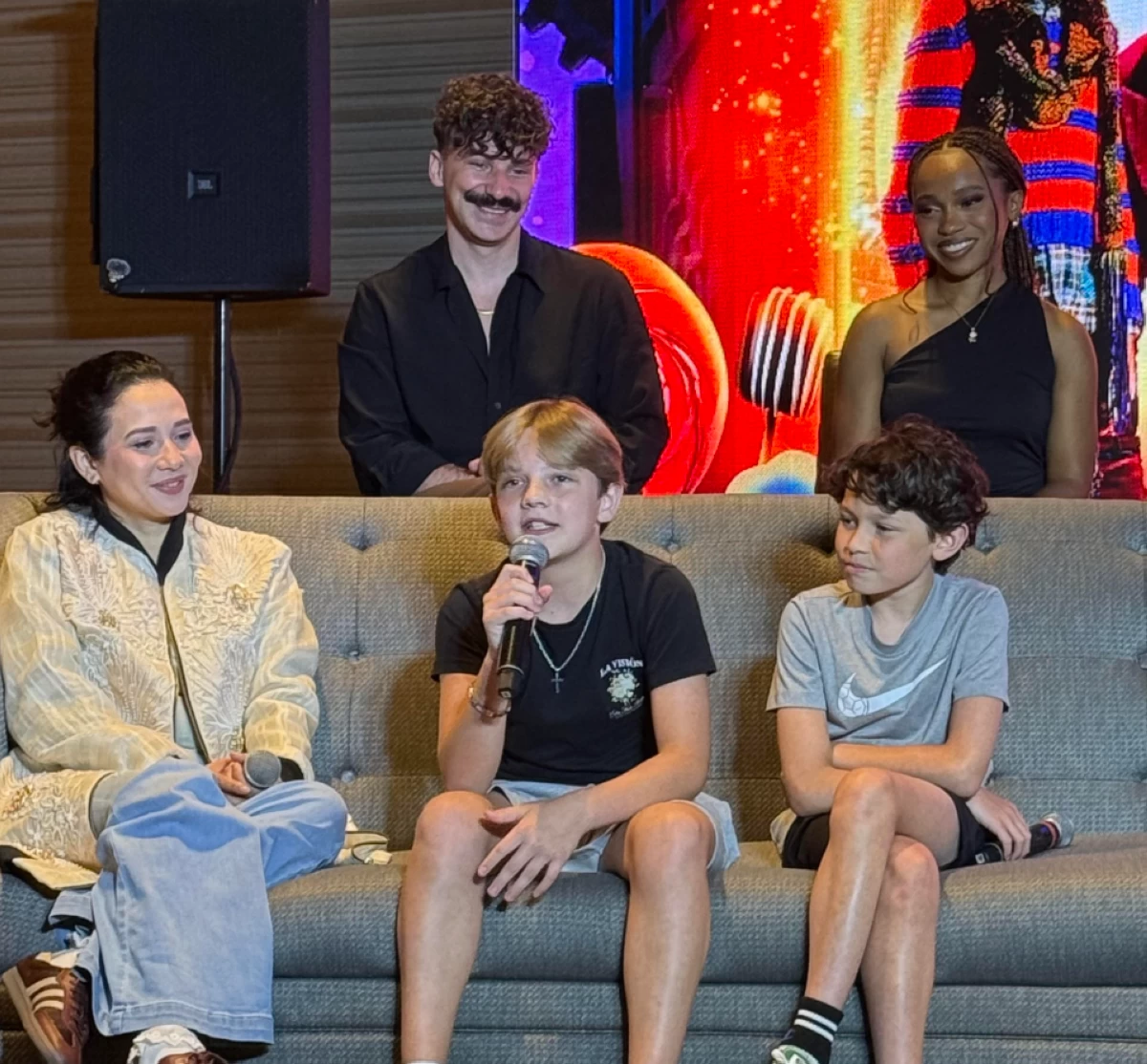 Karylle with the cast of Charlie and the Chocolate Factory 