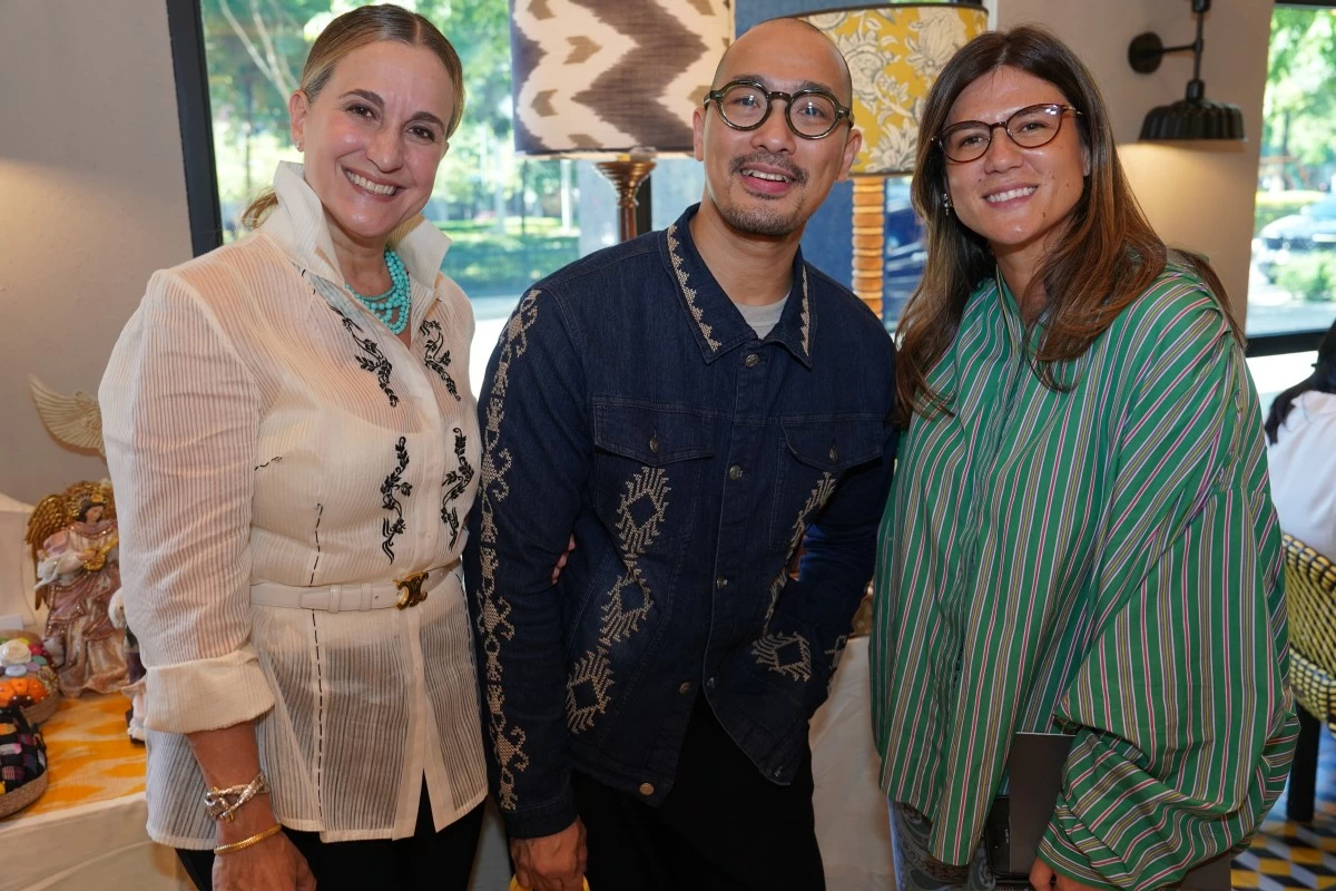  Sofia Zobel Elizalde, Designers' Holiday Bazaar curator and co-founder; Paul Vincent Mercado, Ayala Foundation Inc senior director for Marketing and External Relations and co-founder; and Paloma Urquijo Zobel de Ayala, creative director of Ayala Land Hospitality and founder of Piopio

