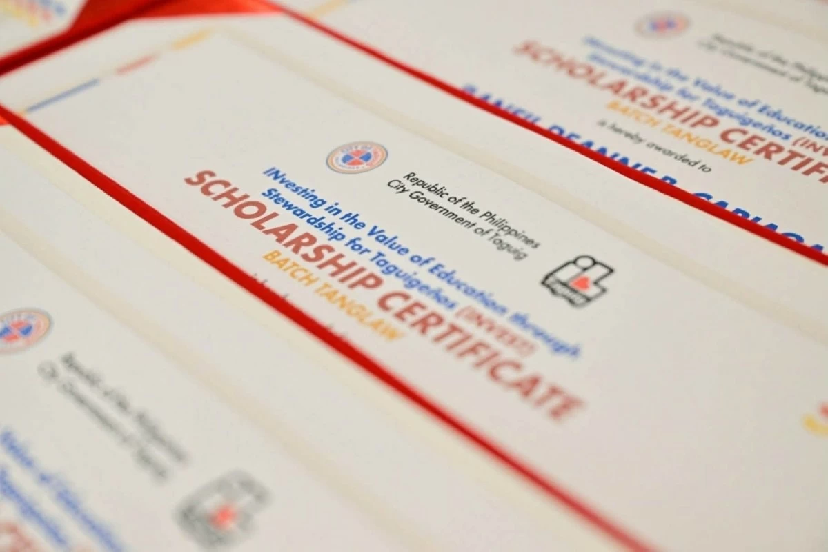The scholarship certificate awarded by the Taguig City government to medical students (Photo from the Taguig City government) 